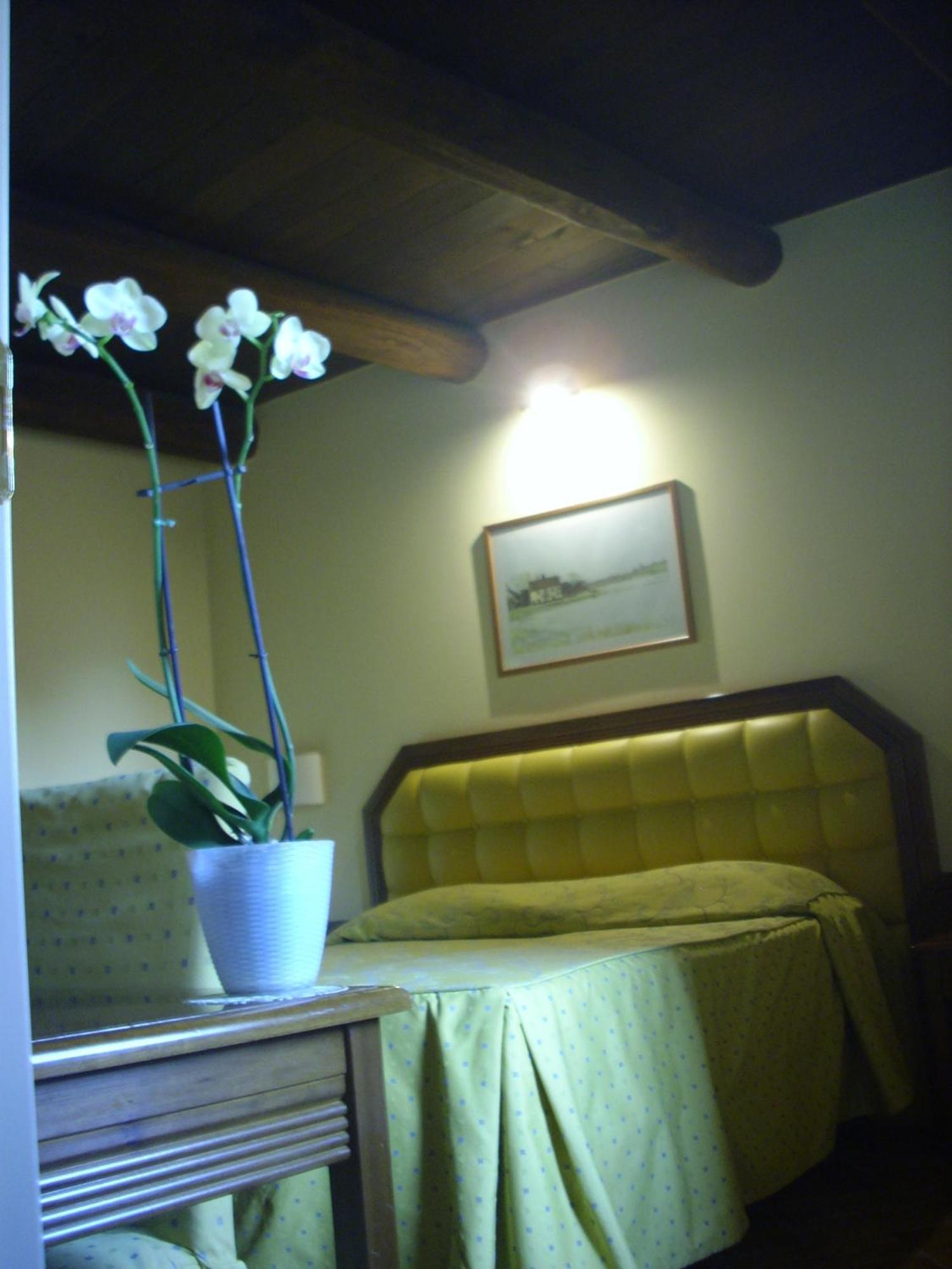 Chiara E Benedetta Villa Degli Ulivi Orvieto Chambre photo